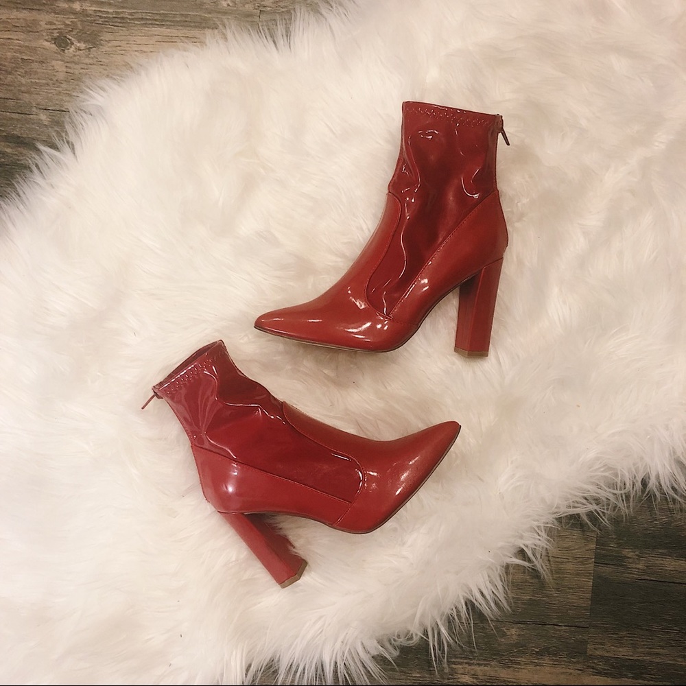 Sexy Red Boots! Pointed Toe! Tight Fitting!
